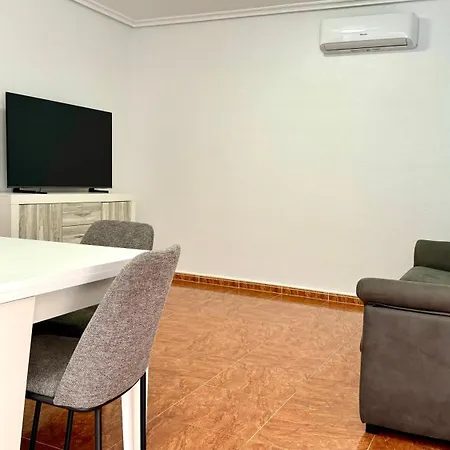 Amplia Casa Independiente Cerca Del Mar Semesterbostad Torrevieja